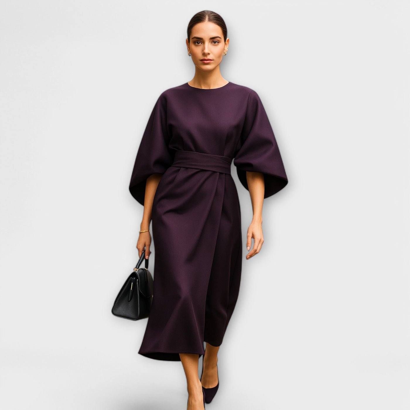 SARA – Elegant Dress with Sleeves