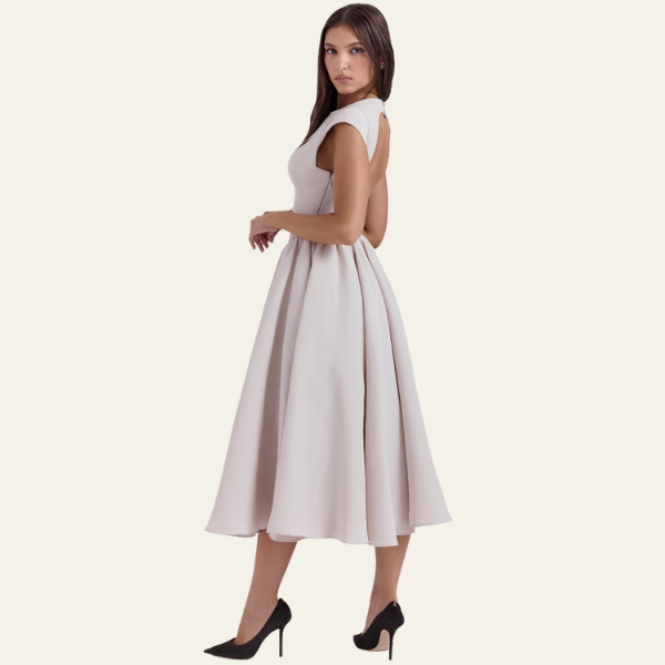 Iva™ | Elegant Dress with Open Back