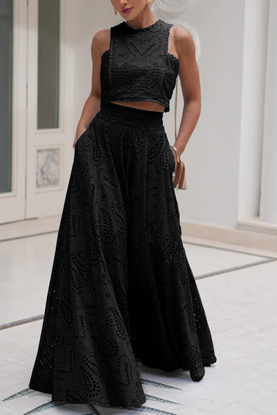 Noemi™ | Completely Lace