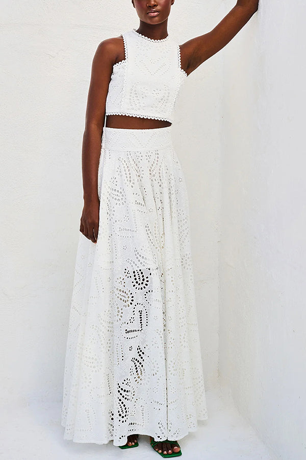 Noemi™ | Completely Lace