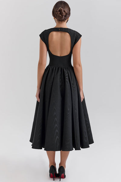 Iva™ | Elegant Dress with Open Back
