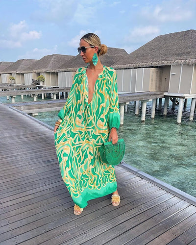 SOPHIA – Boho Maxi Dress with Retro Print