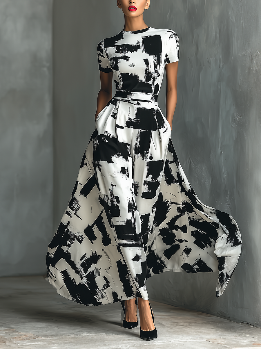 Maxi Dress with Short Sleeves and Abstract Print